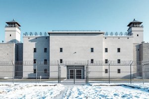 At least three dead with a dozen injured in prison riot in Georgia