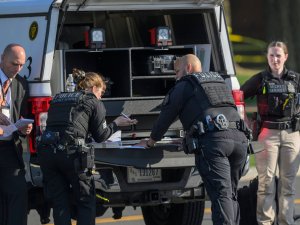 US Secret Service opens fire on shooter near White House